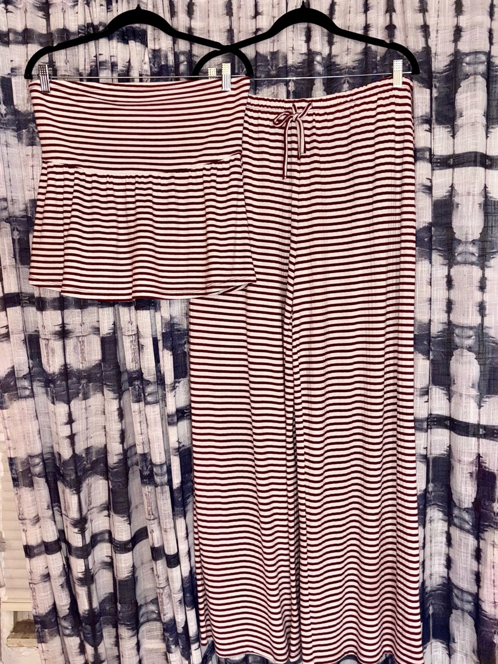 Brown and White striped Double Zero Set ! Large